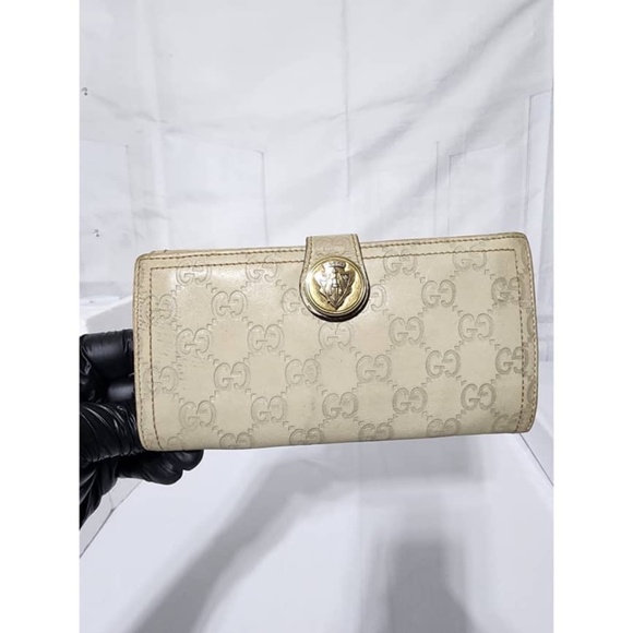 Authentic GUCCI Supreme GG Wallet Cream - Picture 3 of 15